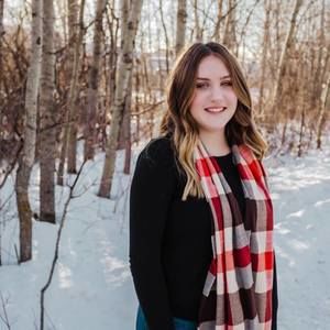 Meet your Posher, Ella